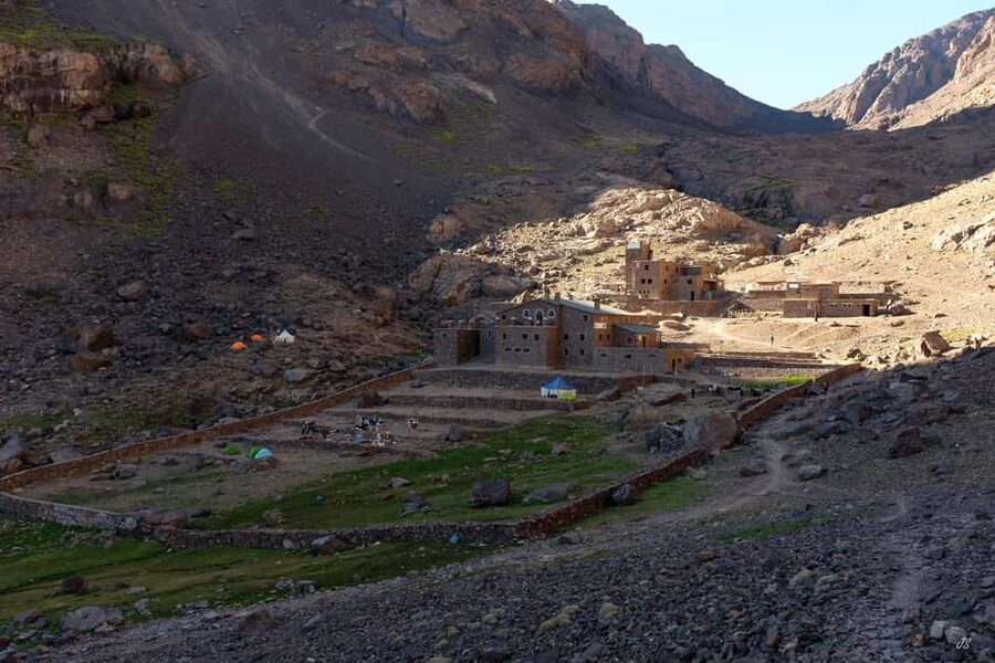 Marrakech: Mount Toubkal 2-Day trek from Marrakech - Walking through Toubkal National Park on day one