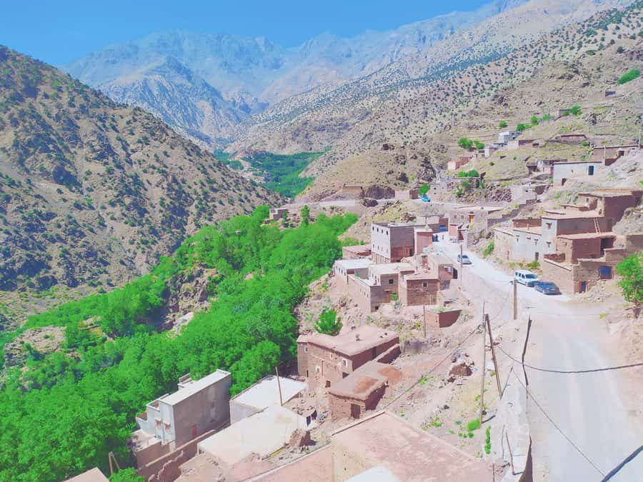 Marrakesh: 2-Day Mt. Toubkal Trek with 1-Night Stay & Meals - Guides, group size, and the human side