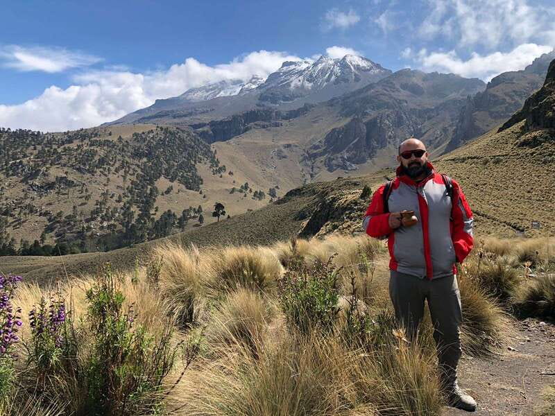 Mexico City: Guided Volcano Trek with Lunch - Cerro Altzomoni and the changing scenery