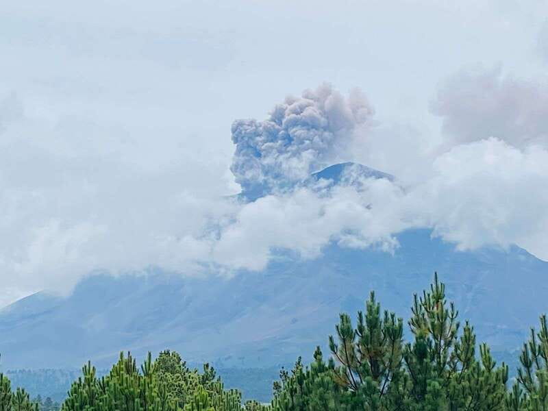 Mexico City: Guided Volcano Trek with Lunch - Who should book this volcano trek?