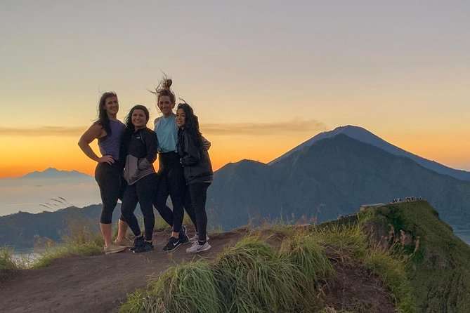 Mount Batur Sunrise Trekking Private Tour with Breakfast and Hotel Transfer - Reaching the summit before sunrise