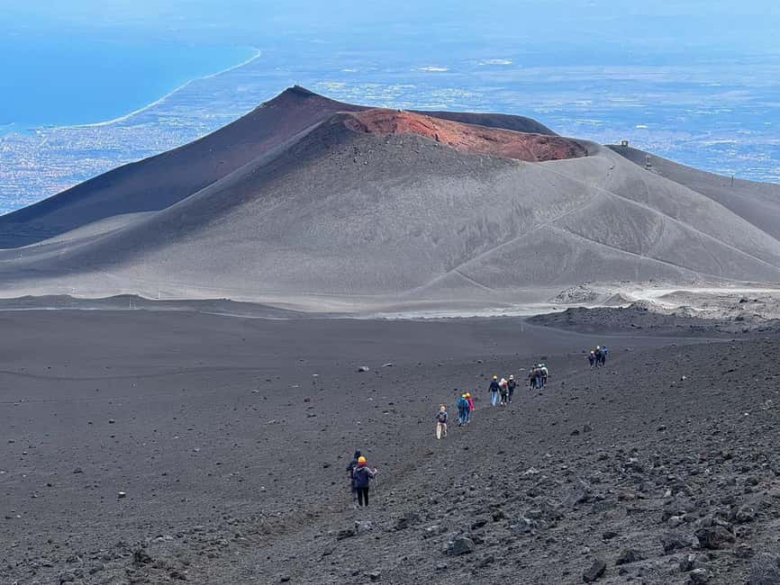 Mount Etna: Day trip to the high altitude craters at 3000 meters trekking - Reaching 2850 meters by cable car and 4x4 bus