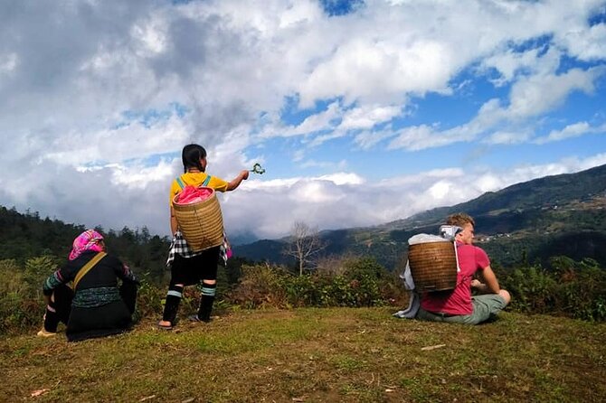 Mountain views and villages trek – 1 Day - What the Hmong culture section adds