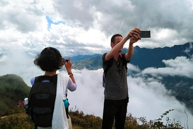 Mountain views and villages trek – 1 Day - Muong Hoa Valley from above