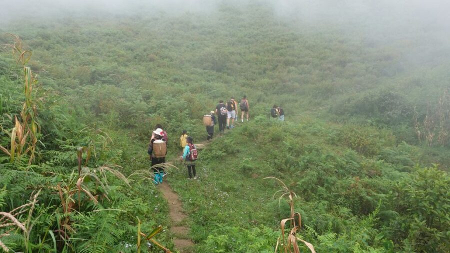 Mountain Views And Villages Trek - Shoes, Weather, And Physical Effort