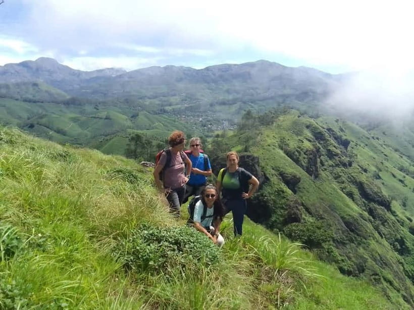 Munnar: Sunrise Trekking Adventure with Breakfast - Key points at a glance