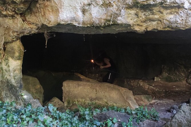 Nature Reserve ,Trekking Eco Tour in Iblei National Park - Noto Antica: a ruined town with many pasts
