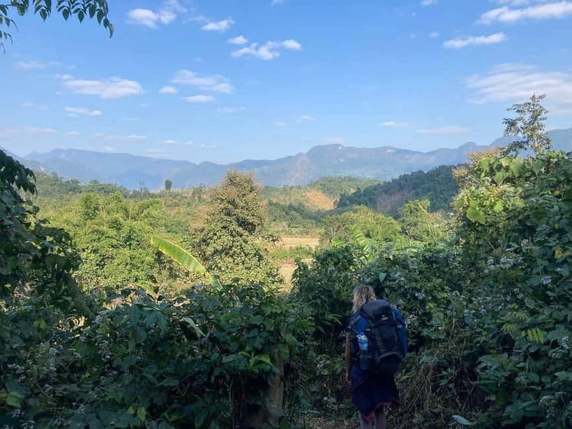 Nong Khiaw: 2-Day Trekking,Hmong village,Home Stay&Kayaking - Day two: boat travel to Muang Noi