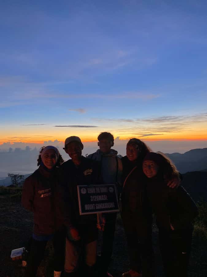 Oke Rinjani 2-Day Trek – Summit senaru Climb & Amazing Views - The pre-dawn push to the second summit