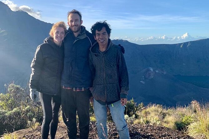 One Day Trek Mount Rinjani - The uphill push to Senaru Crater Rim