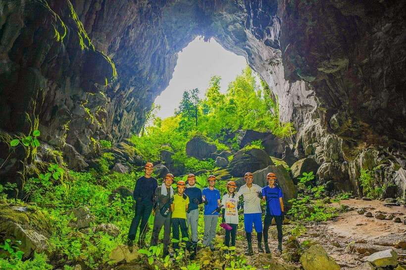 Phong Nha: ELEPHANT CAVE & MA DA VALLEY JUNGLE TREK 1D - The short hike to Elephant Cave