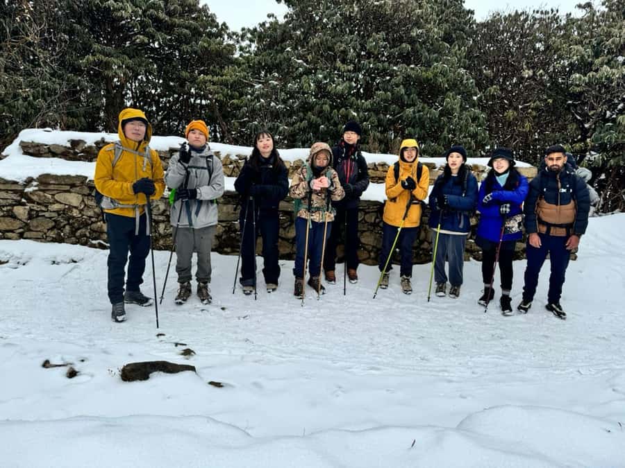 Pkr. Backpacker Group Dep.: 4 Day Mardi Himal Base Camp Trek - Day 2: Forest Camp to High Camp via Low Camp