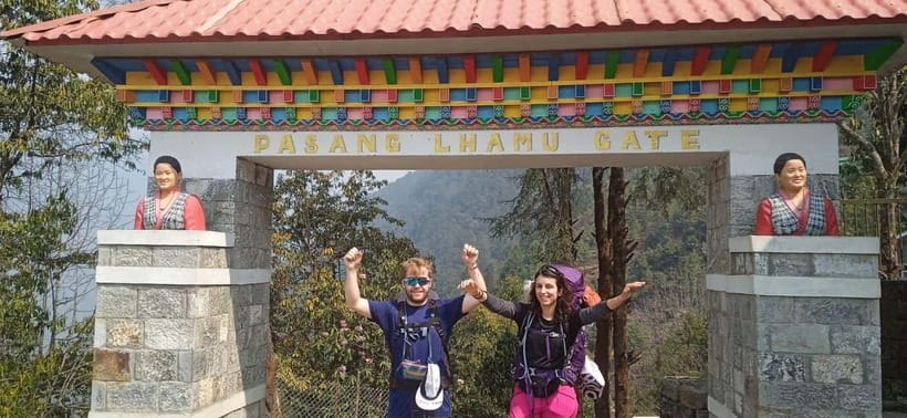 Pokhara: 2 & 3 Days Ghorepani Poon Hill Private Guided Trek - Food, lodging, and life on the trail