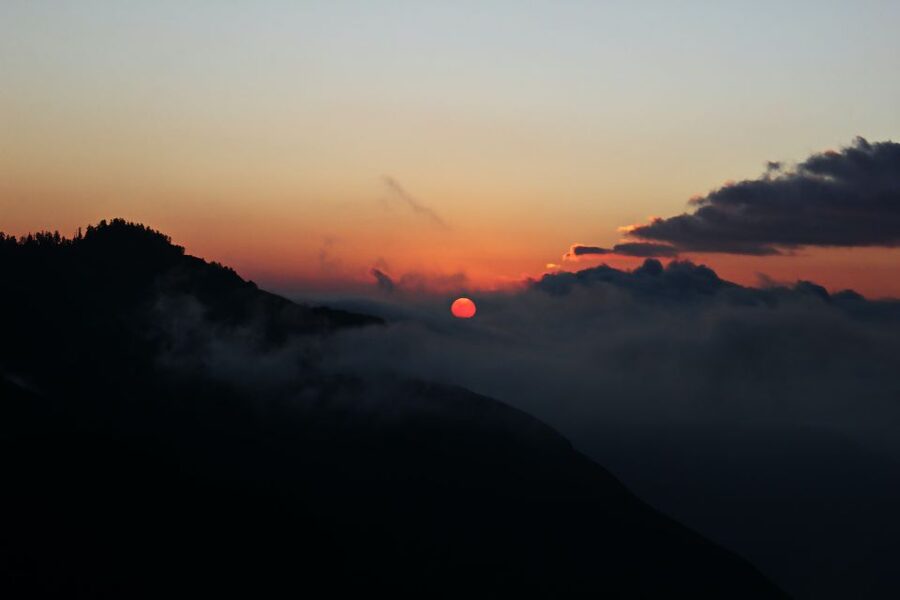 Pokhara:4-Day Ghorepani Poon Hill Guided Trek via Ghandruk - Why this short Annapurna trek works
