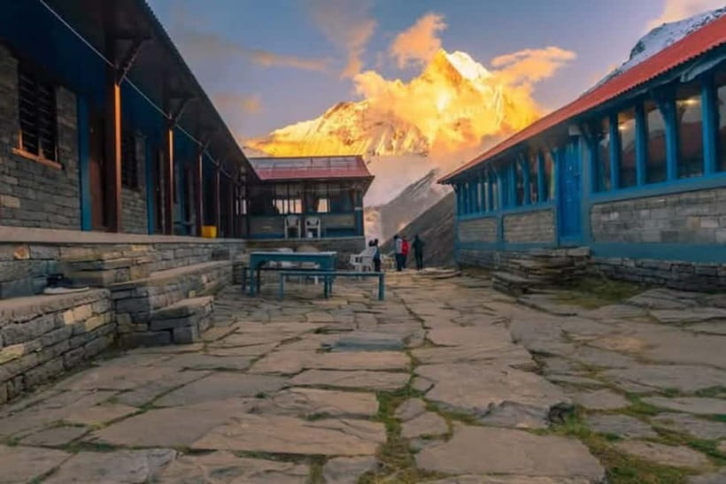 Pokhara: Poon Hill Trek - Guides, porters, and the private-group advantage