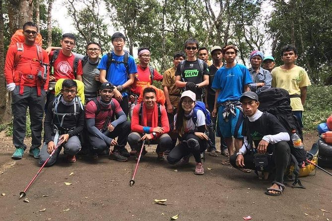 Popular Rinjani Trekking Tour Service To Summit For 2 Days Via Sembalun Trail - Day two: the ridge and Rinjani Summit