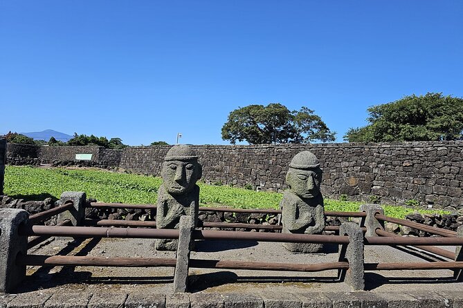 Private Jeju Geopark Gotjawal and Oreum Trekking Experience - The guide can make or break the day