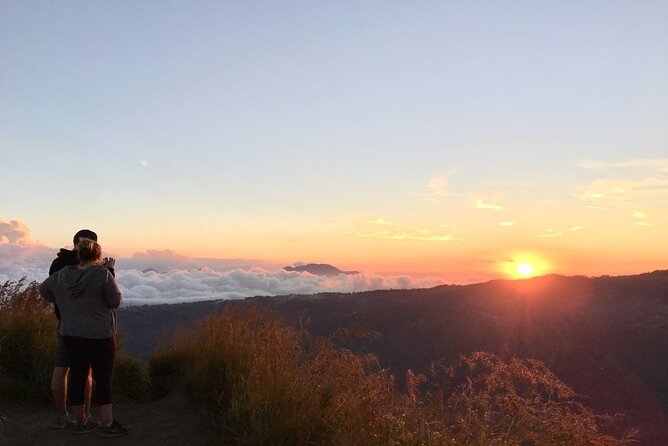 Private Mount Batur Sunset Trekking - All inclusive tour - Eggs and bananas cooked in volcanic steam