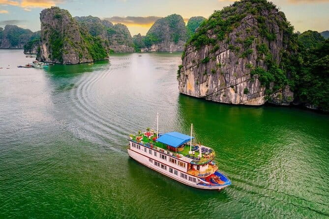 Pu Luong 3-Day Adventure: Trekking, Cycling & Local Cooking Class - Waterwheels, buffalo carts, and the working countryside