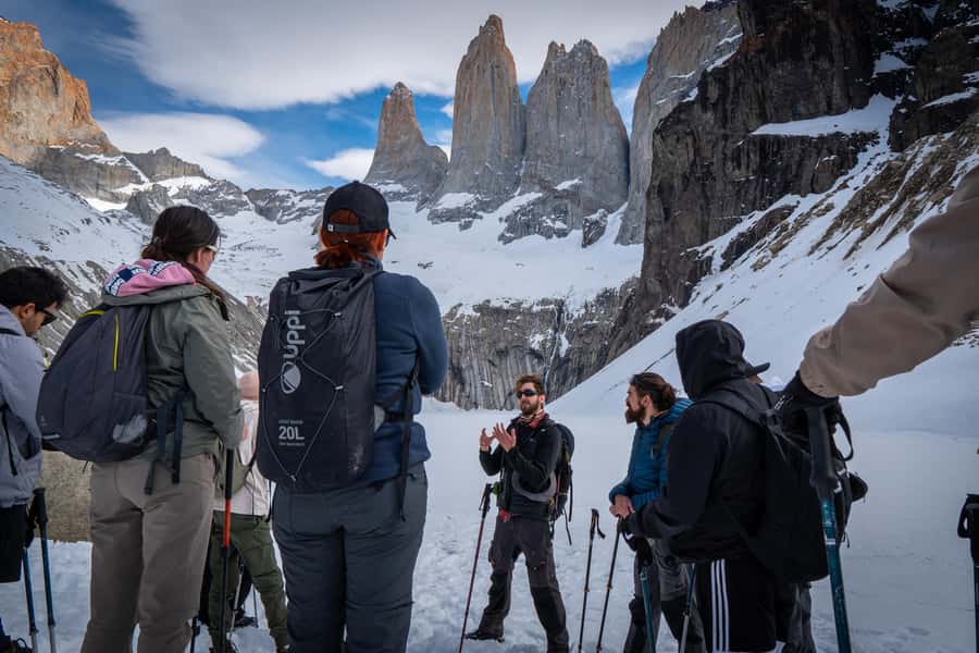 Puerto Natales: Base of the Towers Trekking Experience - The return walk and late ride back