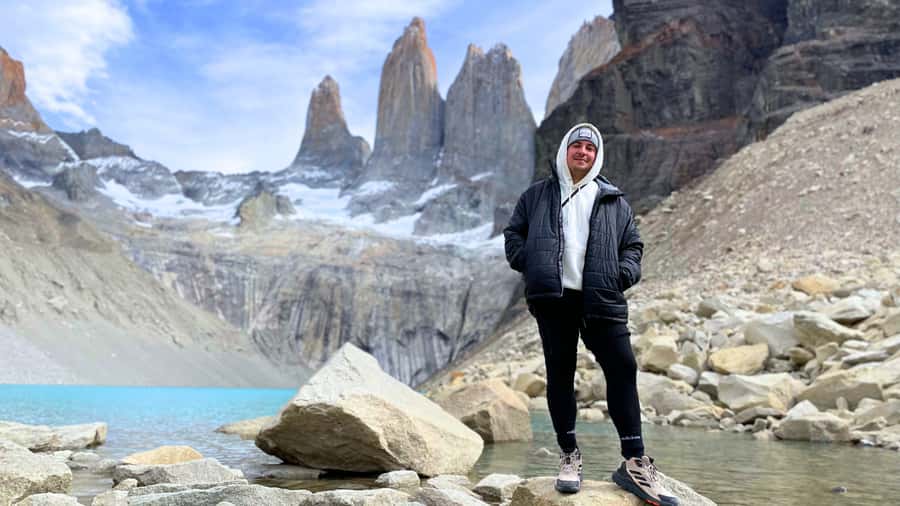 Puerto Natales: Base Torres Small Group Trekking - Starting early from Puerto Natales