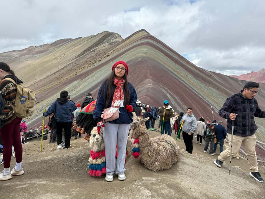 Rainbow Mountain and Red Valley Hike trek adventure - Guide support, safety, and communication