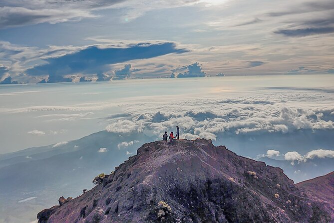 Rinjani Trekking 3D2N Summit - Full Trail - Starting in Sembalun on the full trail