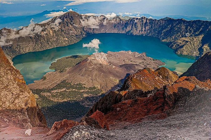Rinjani Trekking 3D2N Summit - Full Trail - Reaching the summit and crater rims