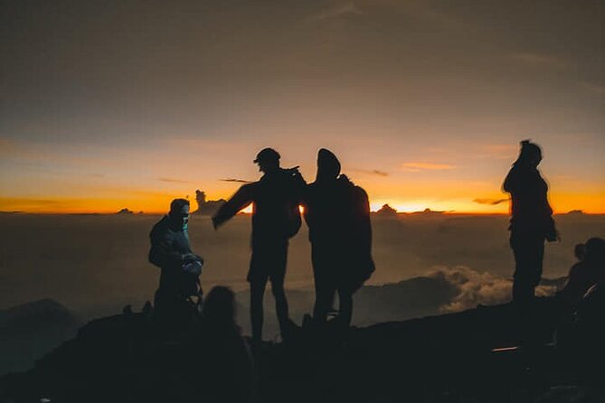 Rinjani Trekking 3D2N Summit - Full Trail - Segara Anak Lake and the hot spring
