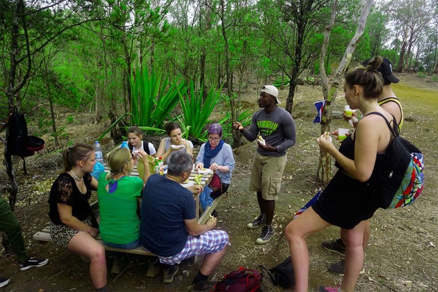 Santiago: Trek from Serra Malagueta to Rabelados Community - Meeting the Rabelados community