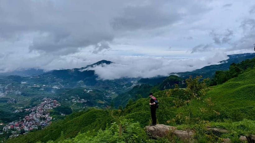 Sapa 2-Day Trekking Tour – Explore Villages & Scenic Trails - The route split: valley culture or mountain quiet