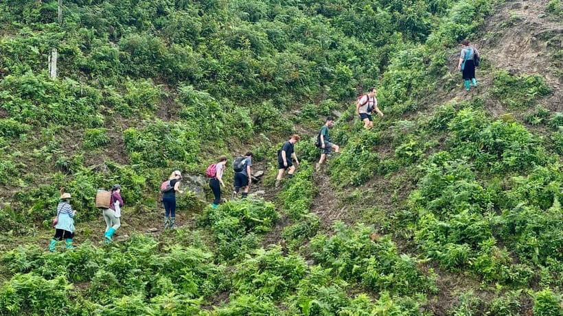 Sapa 2-Day Trekking Tour – Explore Villages & Scenic Trails - Day one: leaving Sapa for Y Linh Ho and Lao Chai