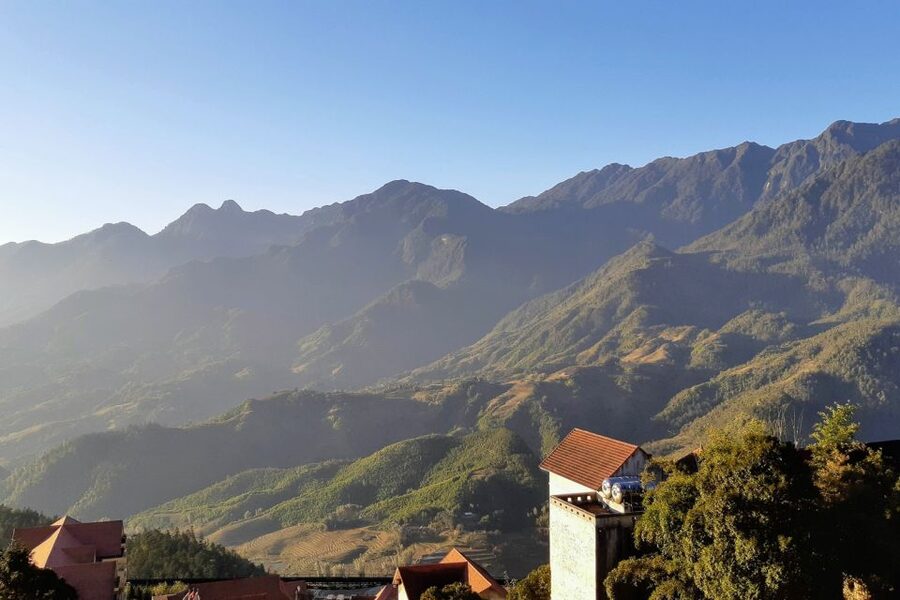 Sapa: 3-Day, 3-Night Trek and Hotel with Overnight Train - The ethnic communities you meet along the route