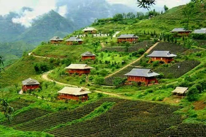 Sapa 3 Days 2 Nights Trekking Tour From Hanoi (2 Nights in Hotel) - The Muong Hoa trek to Lao Chai and Ta Van