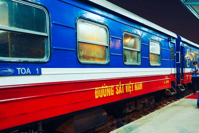 Sapa 3 Days Trekking Tour ( Overnight Train + Homestay + Hotel ) - Lao Cai to Sapa: a fast start after the train