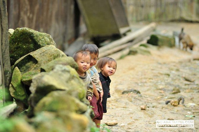 Sapa - Bac Ha Trek Tour - Night Train & Bus & Homestay overnight - Cat Cat Village and the first mountain walk