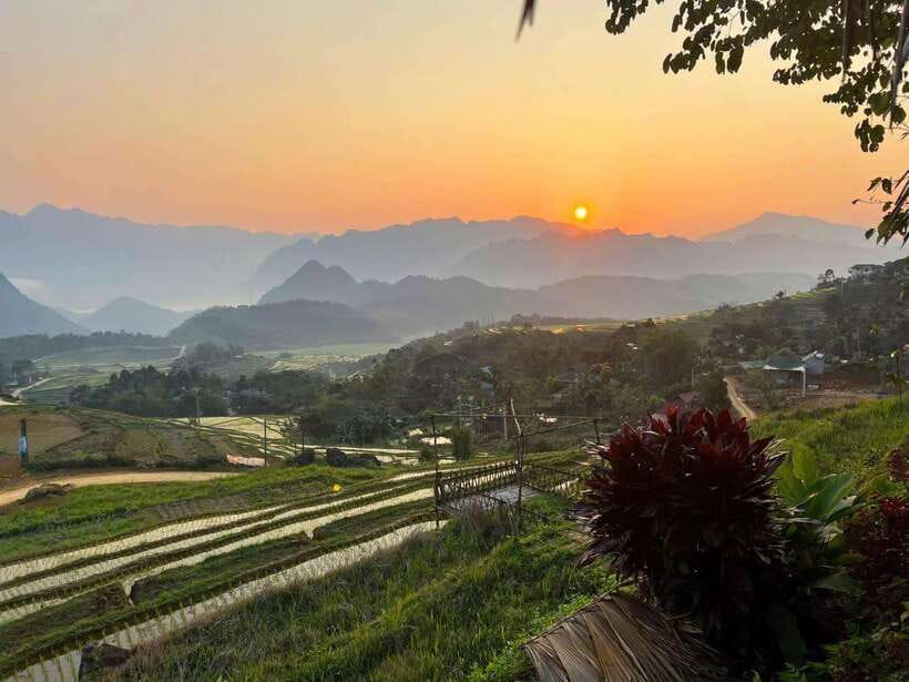 Sapa Cat Cat Village And Y Linh Ho Private Trekking Tour - What to bring for a comfortable walk