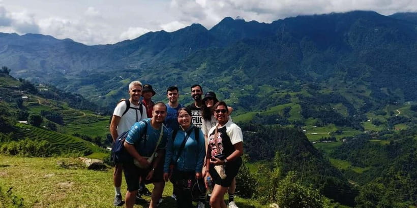 Sapa: Muong Hoa Mountain Views and Villages Trek with Lunch - Lunch at a local family restaurant