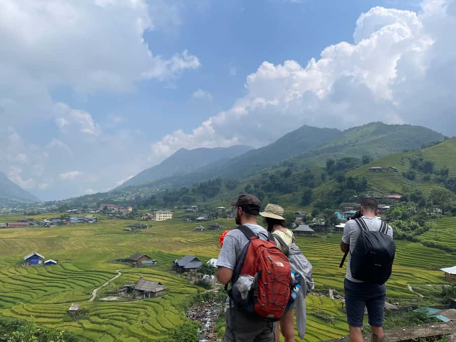 Sapa: Private The Most Beautiful Terraced Fields Trekking - Ta Van and the shift to Giay culture