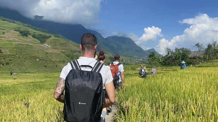 Sapa: Private The Most Beautiful Terraced Fields Trekking - Returning to Sapa by car around 3 p.m.