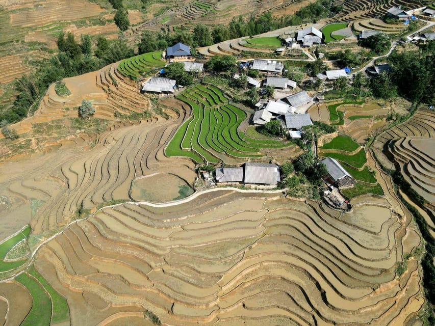 Sapa small groupe activities: 1 Day trek - Meet the locals - Riverbank lunch and a useful pause