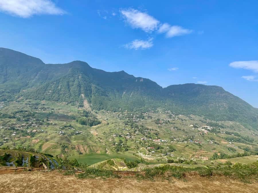 Sapa Trekking Private Tour With Ethnic Female Tour Guide - What the local guide adds