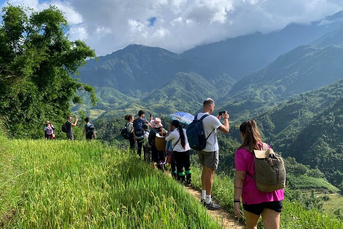 Sapa Trekking Tour 2 Days 1 Night By Bus - Cat Cat Village: know what to expect