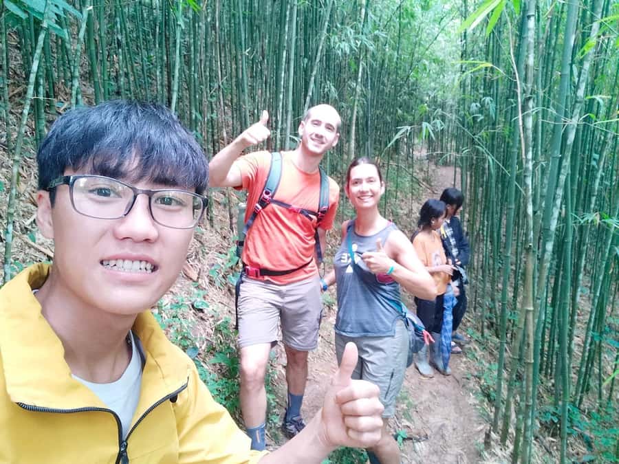 Sapa: Y Linh Ho - Lao Chai, and Ta Van Trekking Day Tour - Lao Chai, rice terraces, and lunch