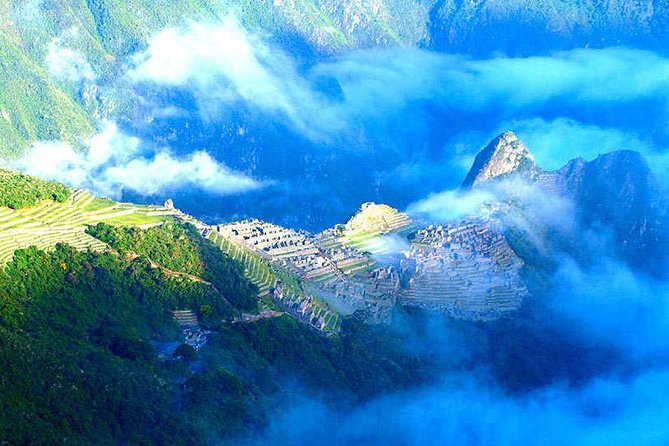 Small Group: 4-Day Inca Trail Trek to Machu Picchu - Day 3: Runkurakay, Sayacmarca, and Wiñayhuayna