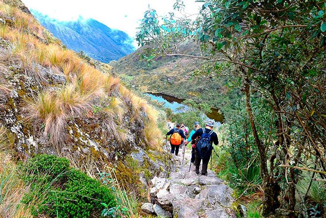 Small Group: 4-Day Inca Trail Trek to Machu Picchu - The guides, cooks, and porters make a difference