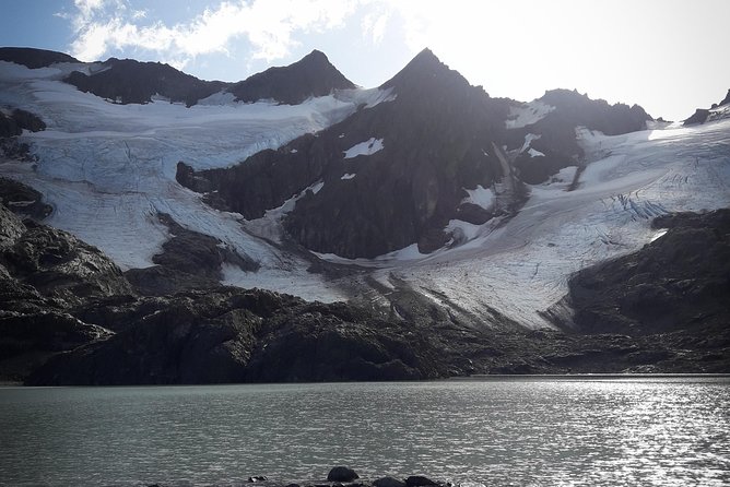 Small group Trekking to Vinciguerra Glacier and Témpanos Lagoon - Pickup in Ushuaia and the short ride to the trailhead
