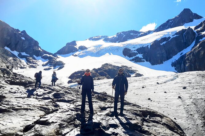 Small group Trekking to Vinciguerra Glacier and Témpanos Lagoon - Cerro Alarken and the approach to Andorra Valley