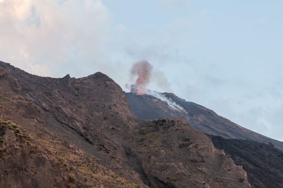 Stromboli: Sunset Trekking at Sciara del Fuoco - Watching Stromboli light up