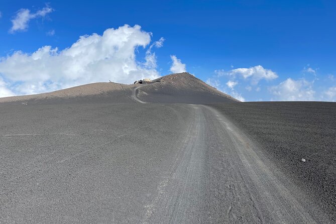 Summit Etna North 3380mt: 4x4 and trekking - Practical details that can make the day better